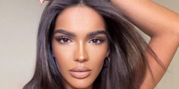 “Një familje vërtet e sëmurë …”, Arbenita nuk ndalet, publikon bisedën me motrën biologjike të Feros