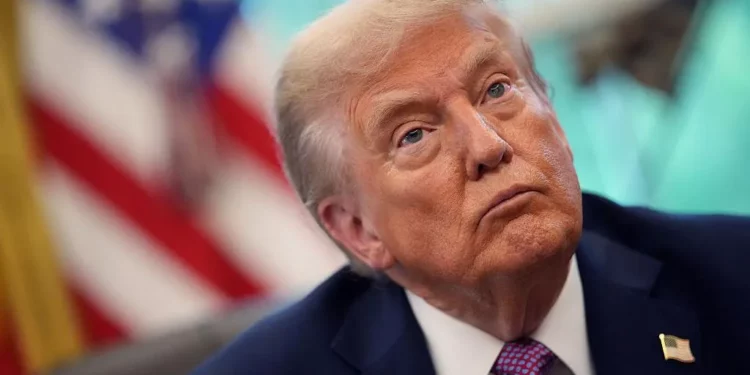 Trump me paralajmërim të fortë për Venezuelën: Nëse rrezikojnë anijet amerikane, avionët do të rrëzohen