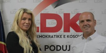 Vëllai ndërtoi shtatoren e Albin Kurtit, motra kandidate e LDK-së në Podujevë