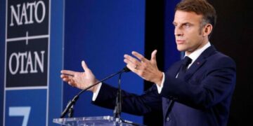 Dronët rusë në Poloni, Macron: E papranueshme, s’do të bëjmë kompromis për sigurinë e aleatëve