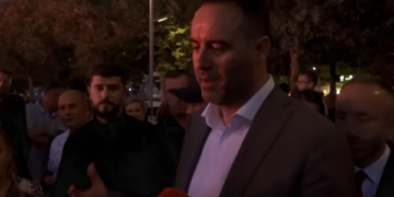 Mungesa e urimeve nga Kosova për Edi Ramën: Konjufca pasi pyetet nga mediat: Qe po bëhem i pari që e uroj