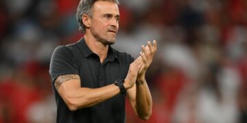 Zyrtare: Luis Enrique shpallet trajneri më i mirë në botë në vitin 2025