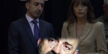 Basha shfaqet i mërzitur në homazhet për Enver Petrovcin, nuk e thotë asnjë falë për media