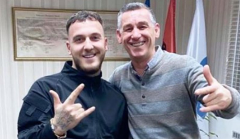 Mozzik kapet me VV’në: Tregoni që Hekurani e Dimali iu bënë presion të më ndalni në aeroport