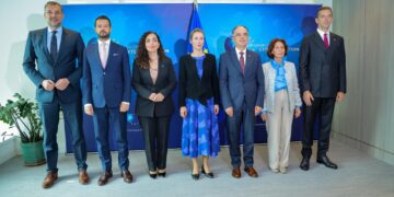 Fotografinë që së pamë: Osmani merr pjesë në takimin me liderët e Ballkanit Perëndimor, Serbia u përfaqësua nga Gjuriq