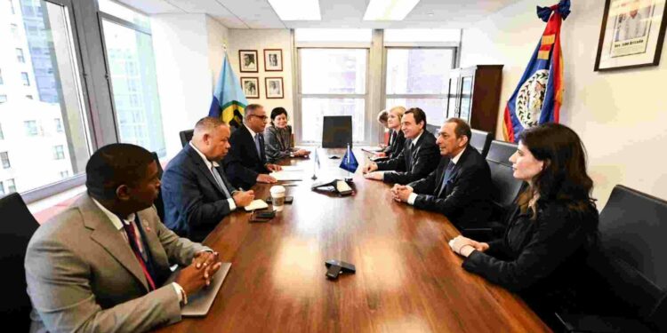 Kurti takon në New York kryeministrin e Belizesë, diskutojnë për mundësitë e bashkëpunimit ekonomik