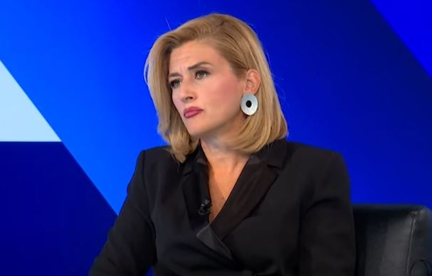 Kusari: Pezullimi i Dialogut Strategjik u bë për shkak të vlerësimeve që lidhen me Kushtetuesen