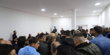 Pritje madhështore për Ferit Idrizin nga banorët e lagjeve Silnica dhe Viciana!