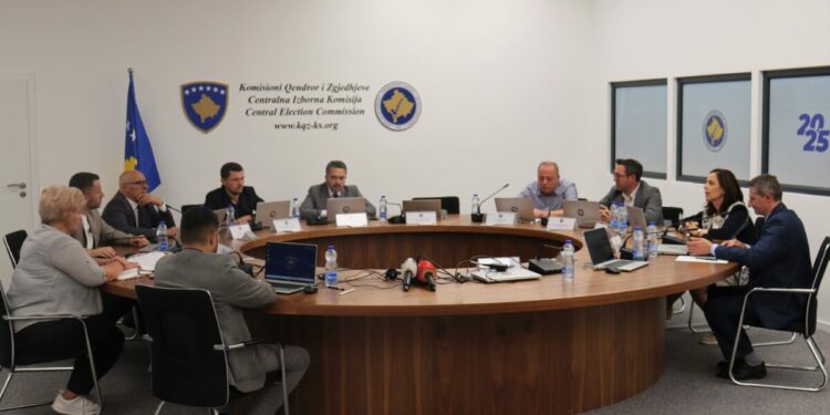 Sot mblidhet KQZ, pritet certifikimi i Listës Votuese për zgjedhjet e 12 tetorit