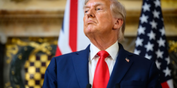 Trump vendos tarifë prej 100,000 dollarësh për punëtorët e huaj të kualifikuar
