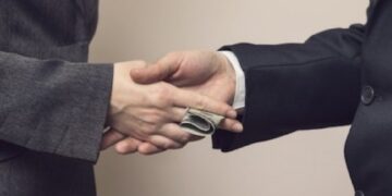 Arrestohet për ryshfet zyrtari i administratës komunale