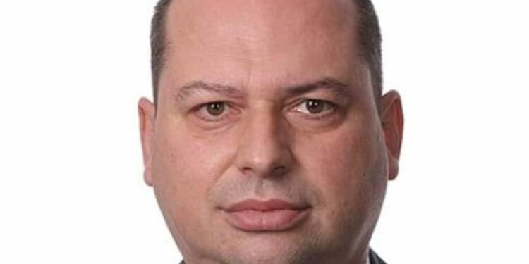 Shkarkohet nga detyra e U.D. drejtorit të Institutit të Psikiatrisë Forenzike, Shpend Haxhibeqiri