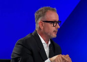 Kajtazi i ashpër me VV-në: Janë antishqiptar, urgjencë kombëtare të largohen