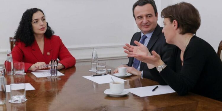 Osmani, Kurti e Gërvalla në SHBA, Maliqi: Më shumë për efekt propagandistik sesa diçka pozitive