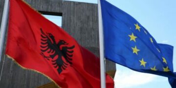 Shqipëria hap nesër katër kapituj të tjerë të negociatave me BE