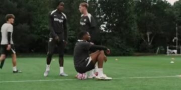 Lajm i mirë për tifozët e Chelseat, Cole Palmer rikthehet në stërvitje