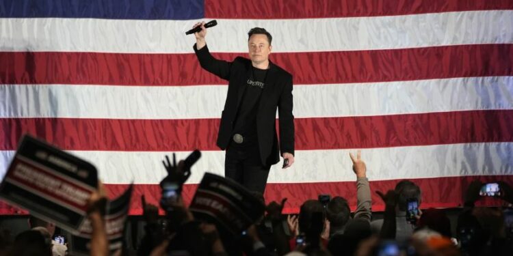 Elon Musk i drejtohet turmës së marshit “Bashko Mbretërinë”: Duhet të ketë shpërbërje të Parlamentit