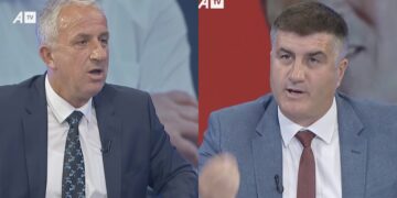 “Shokët e kryetarit marrin leje menjëherë” – Akuza për kryetarin e Suharekës Bali Muharremaj