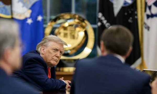 Trump do t’i drejtohet kombit, ultimatumi për Putinin sa i përket luftës në Ukrainë mbaron sot