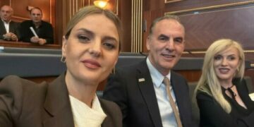 LVV e NISMA pa takime për Qeverinë e re – deputetja Krasniqi tregon se s’morën përgjigje në kërkesën e tyre