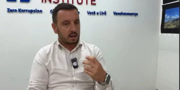 Bugaqku: Duhet pritur arsyetimin e Kushtetueses nëse Emilia Rexhepi është nënkryetare legjitime e Kuvendit