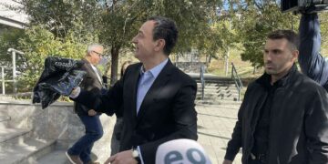 Një ditë para seancës, Kurti ‘çele guri gojën’ nëse i ka apo jo votat për qeverinë e re