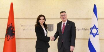 Kryediplomatja shqiptare pritet në Jerusalem nga homologu i saj izraelit: Riafirmuam miqësinë e qëndrueshme Shqipëri – Izrael