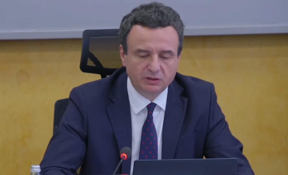 Kurti premton pagën e 13-të, për të gjithë punonjësit e sektorit publik