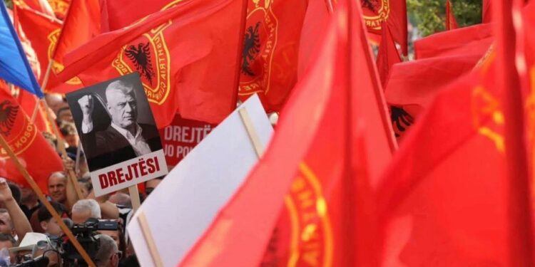 OVL-UÇK paralajmëron protestë në Strasburg të Francës në përkrahje të ish-krerëve të UÇK-së në Hagë