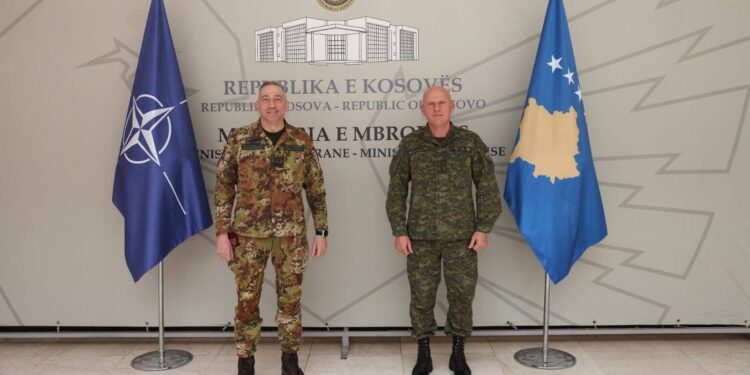 Jashari priti në takim lamtumirës Barduanin, e falënderon për bashkëpunimin