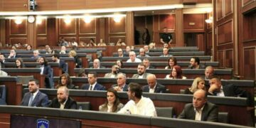 “S’kemi votë për Simiqin, konstituimi s’bëhet duke shkelur rregulloren” reagimi nga PDK pas njoftimit të Gjykatës Kushtetuese