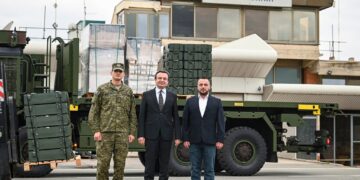 Kurti njofton: Arrijnë në Kosovë dhjetëra dronë luftarakë Skydagger