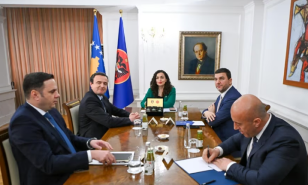 Kur do t’i ftojë Osmani partitë pas dështimit të Kurtit, flasin nga Presidenca