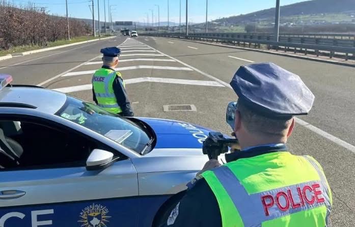 Audi “fluturon” me 115 km/h, policia ia ndal hovin 29-vjeçarit