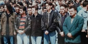 Mavraj: Mendimet e mia sot janë me studentët e arsimtarët dëshmorë dhe me burrat në Hagë, i tërë kombi ishte me ne atë 1 tetor të ’97-s