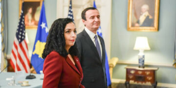 Presidentja tregon hapat në rast dështimi të Kurtit: Do t’i ftoj të gjitha partitë për të parë nëse dikush mund ta krijojë shumicën