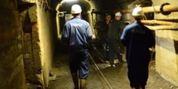 Skandaloze: “Trepça” largon nga puna invaliden e luftës së UÇK-së, familjare e dëshmorit