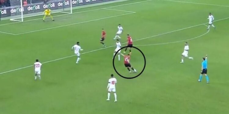 Arbër Hoxha realizoi super gol ndaj Jordanisë