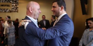 A ka vend për Ramiz Lladrovcin në PDK? Memli Krasniqi jep përgjigjen