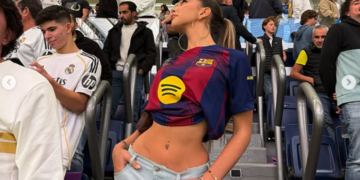 Kjo është modelja shqiptare që mori vëmendjen e publikut dje në ”Santiago Bernabeu”