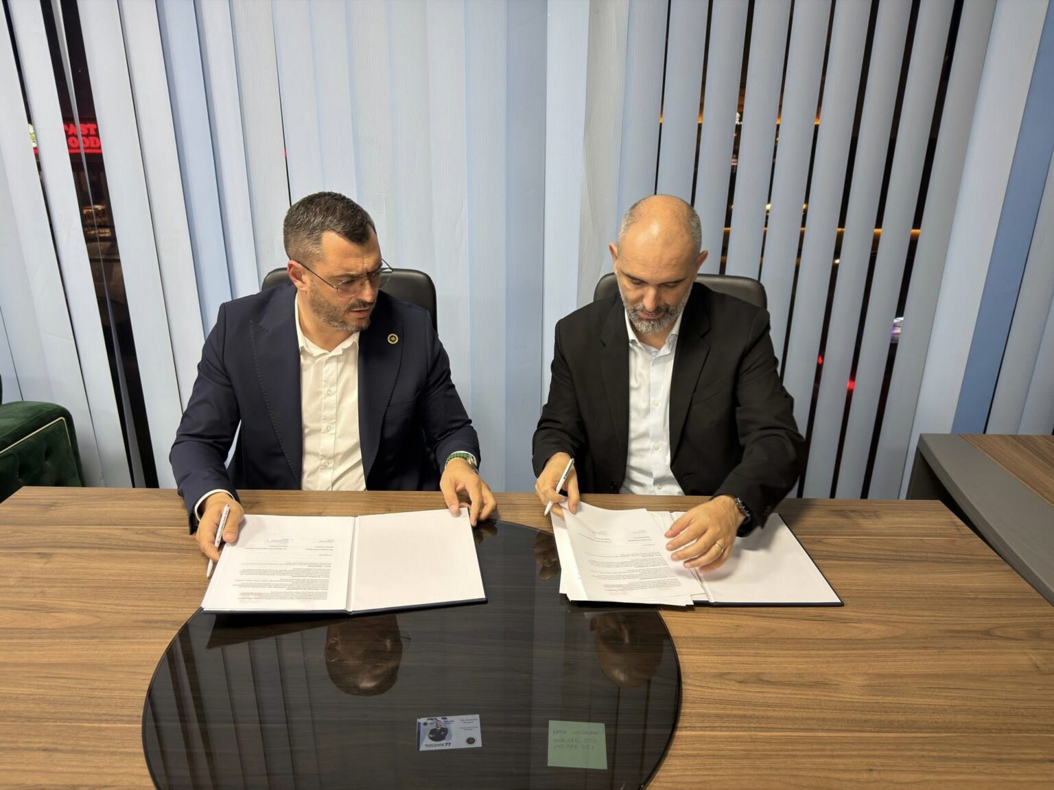 “Zgjate Zot këtë dashni”, VV e AAK bëhen bashkë edhe në Prizren