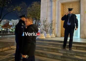 Syleman Meholli kërcënon Ferit Idrizin, policia në vendngjarje (Foto)