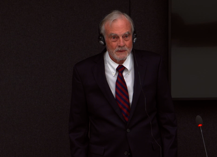 Covey për incidentet: Asnjë prej këtyre aktiviteteve nuk lidhet drejtpërdrejt me Thaçin