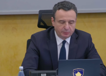 Kurti vendos rritje të pensioneve, pagën e 13-të dhe rritje të shtesave për fëmijë e lehona