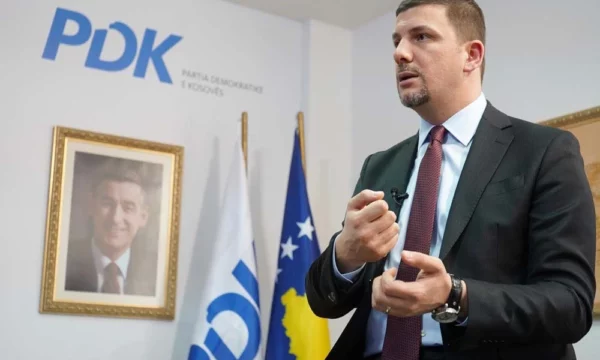 Krasniqi për vendimet e Kurtit: Mashtrimi elektoral nuk kalon, uji i turbullt s’pihet dy herë