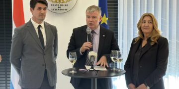 Nënshkruhet marrëveshja për skemën e granteve për arsimin dual