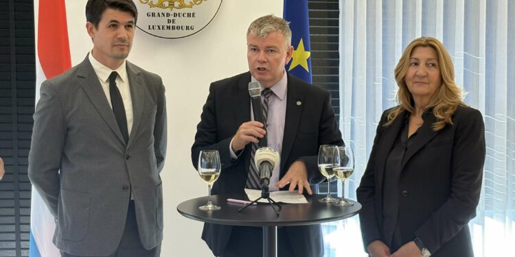 Nënshkruhet marrëveshja për skemën e granteve për arsimin dual
