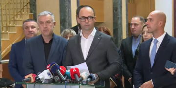 Lista Serbe: U shkel Kushtetuta, Kuvendi nuk është konstituuar