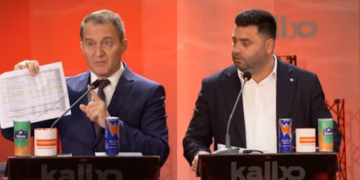 Ferit Idrizi akuzon Sylejman Mehollin: ““Ke marrë qumësht prej bufesë dhe e ke dërgu në shtëpi” (Video)