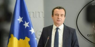 Kurti reagon pas ‘rezultateve’ të para, s’përmend ndonjë fitore: Koha e komisionerëve dhe vëzhguesve